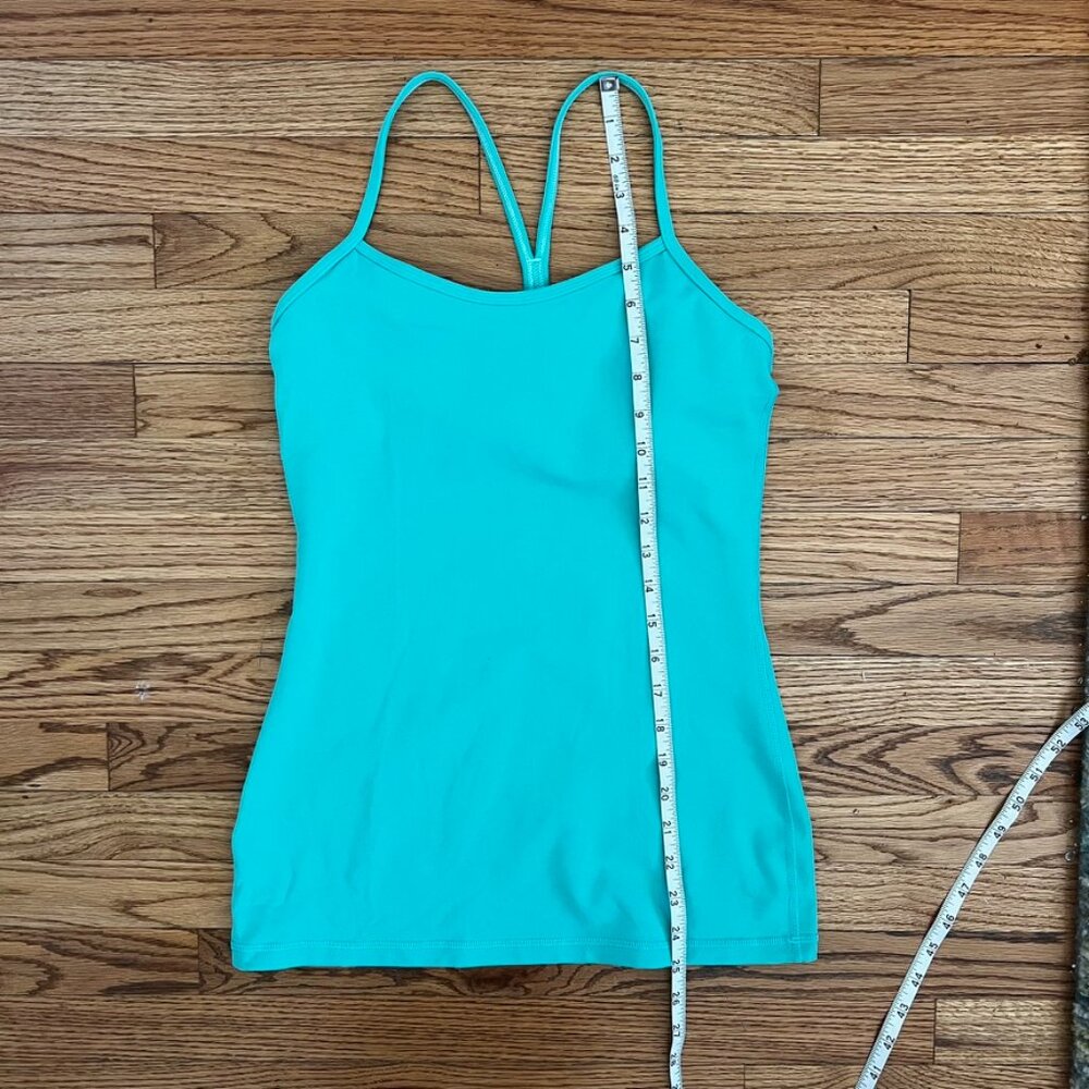 Lululemon Ebb to Street Workout Top 10 Athletic Performance Lightweight - Picture 6 of 6